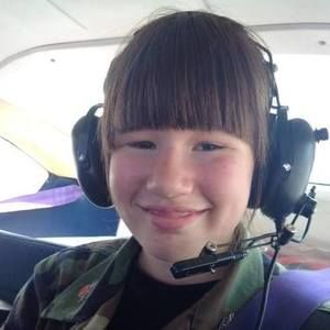 Meet your Posher, Naomi